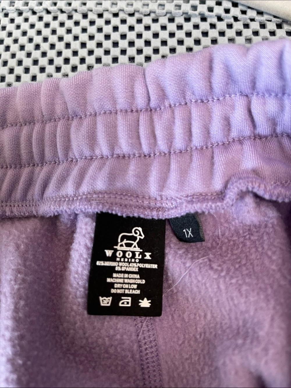 Lavender Women's Jogger Pants - Classic Comfort - Picture 2 of 3